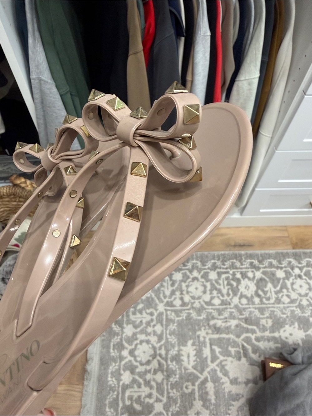 Valentino Garavani Blush Nude Rockstud Bow Jelly Sandals - Picture 2 of 7